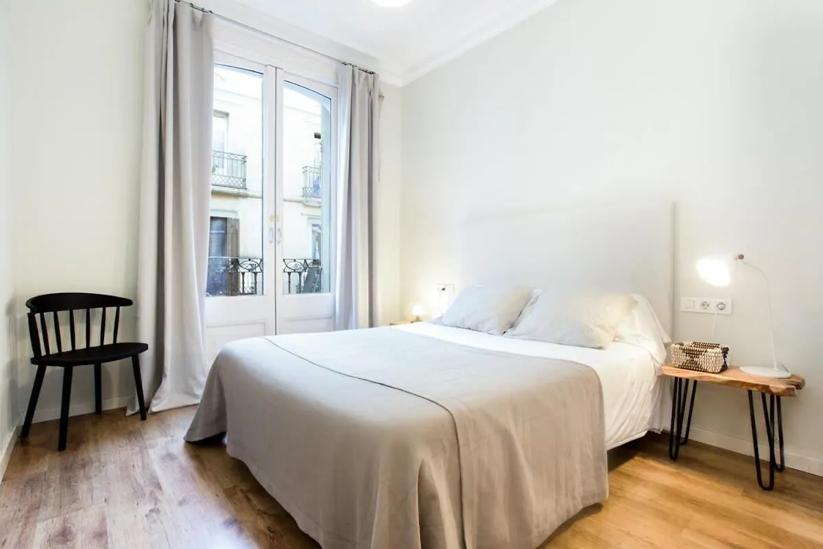 Bright And Modern 2Bedroom In Las Ramblas 2 1A Barcelona Spain
