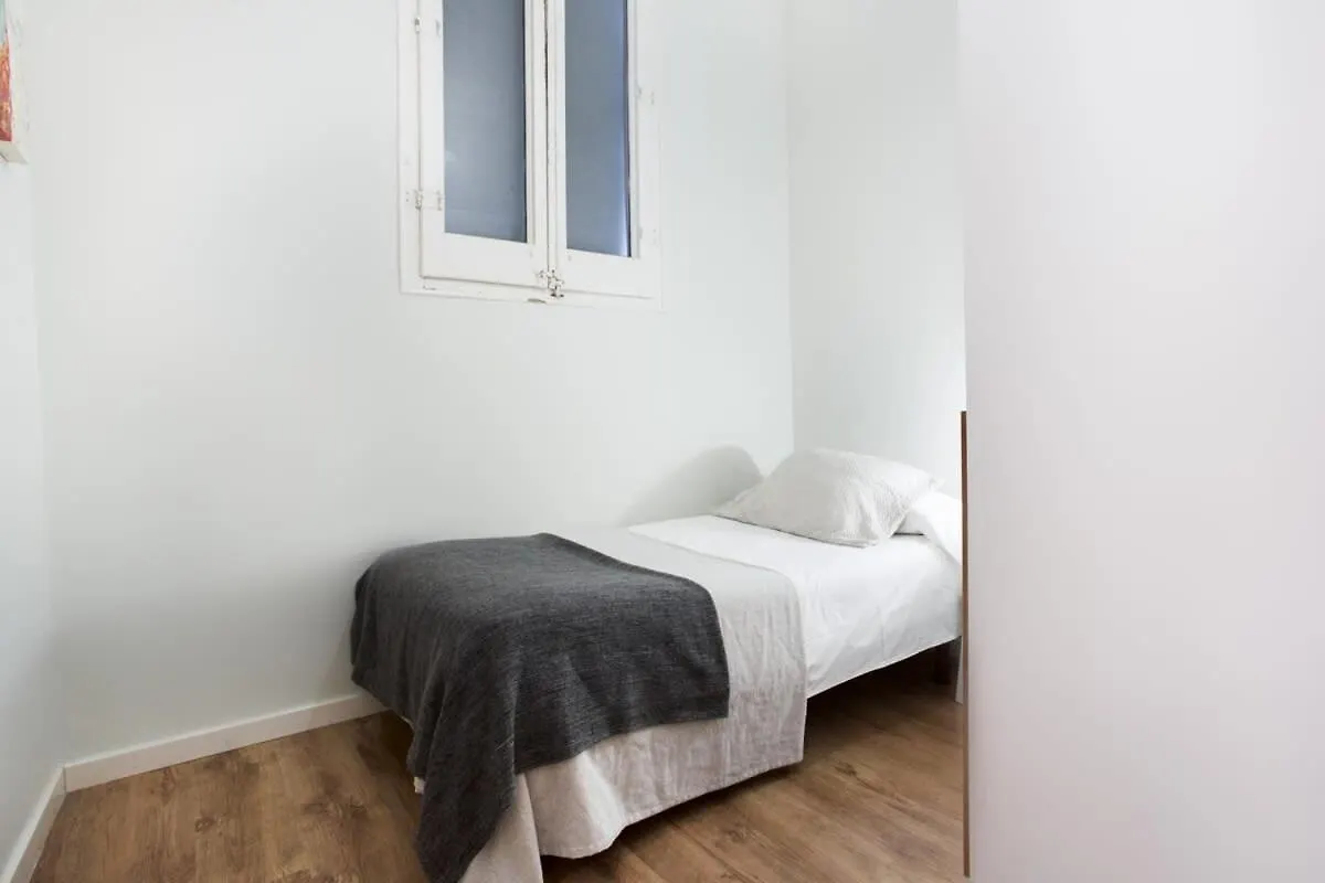 Bright And Modern 2Bedroom In Las Ramblas 2 1A Barcelona