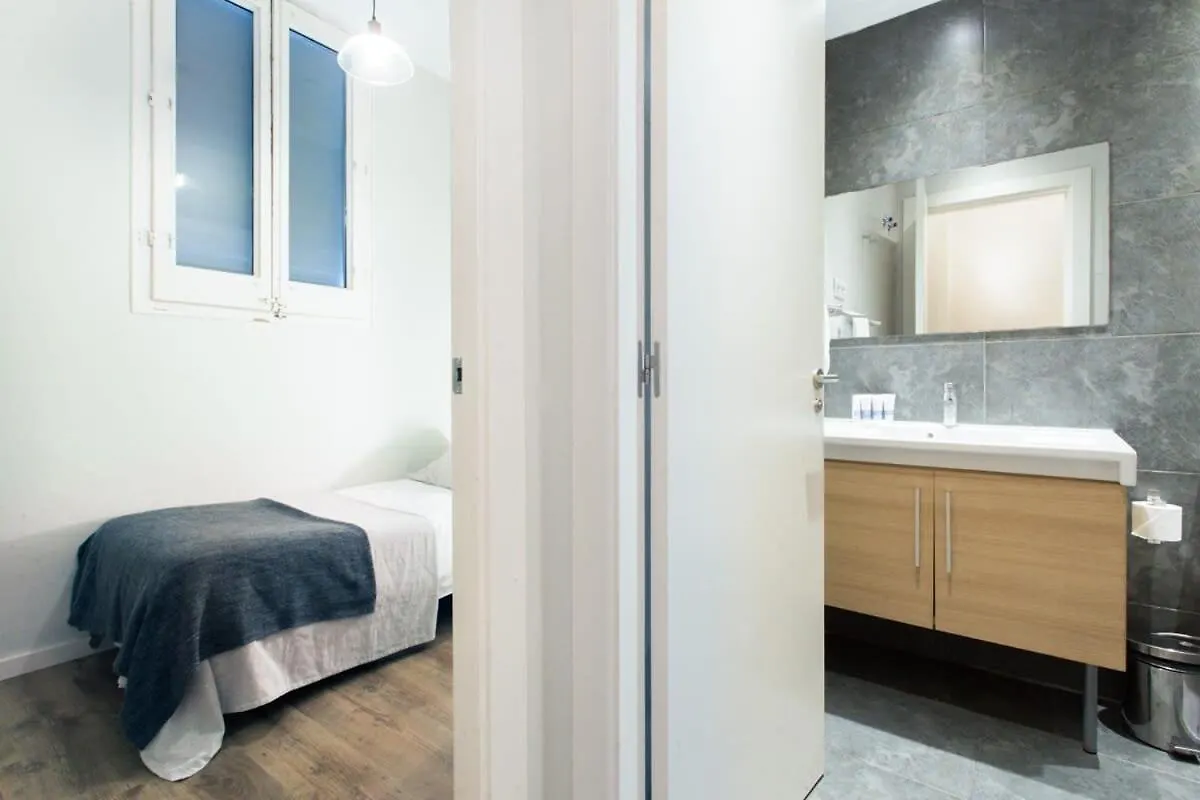 Bright And Modern 2Bedroom In Las Ramblas 2 1A Barcelona Spain
